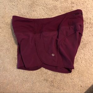 Lululemon Speed Short 4” size 6